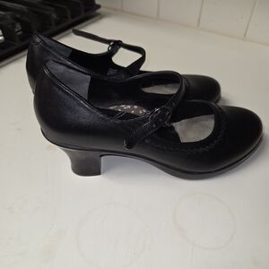 Dansko Elegant Black Mary Jane Heels